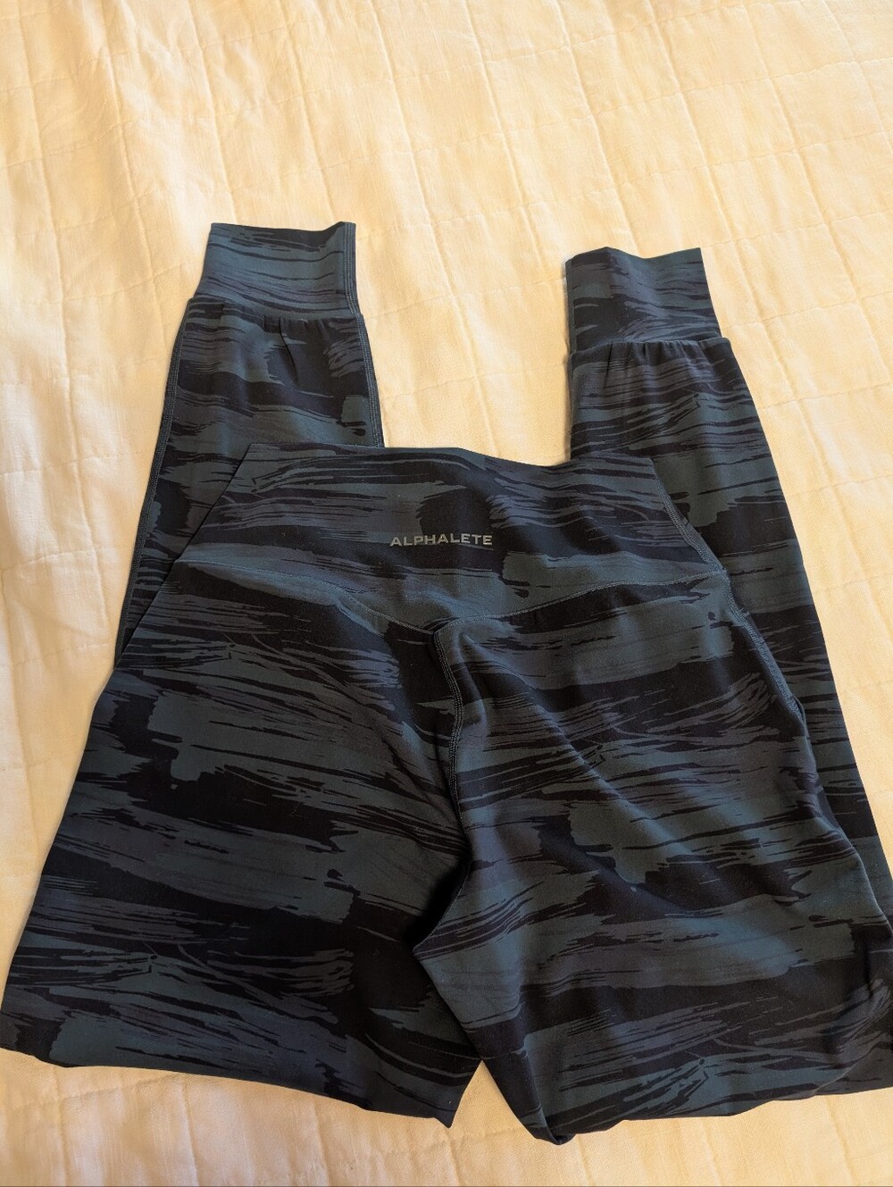 Alphalete Jogger Small